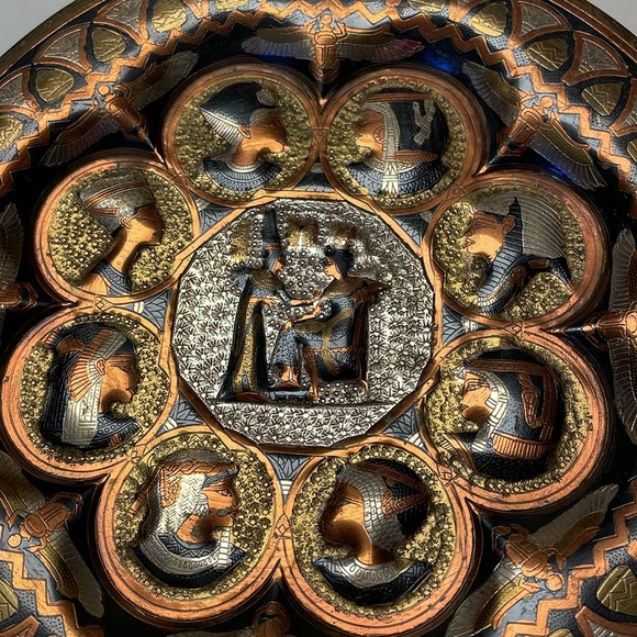 Egyptian decorative metal colorful plate. - Picture 2 of 8